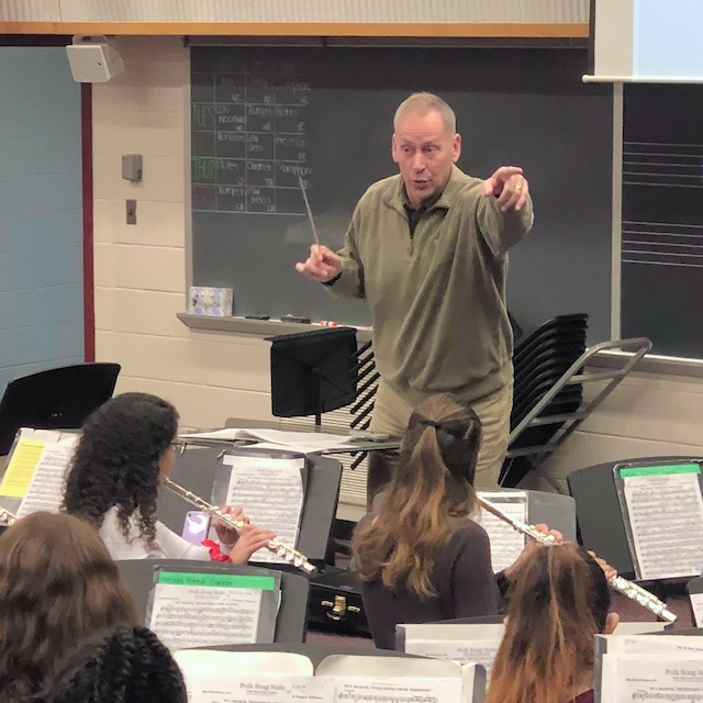 Tim Holtan presenting a clinic for band students.