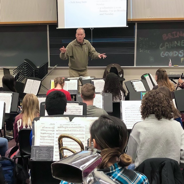 Tim Holtan presenting a clinic for band students.